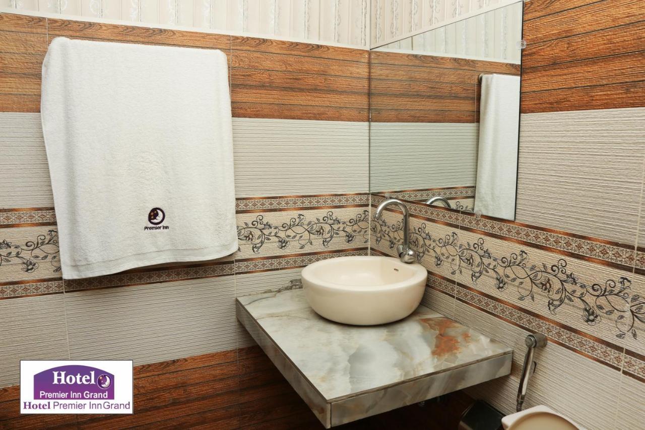 Premier Inn Johar Town Lahore Exterior foto