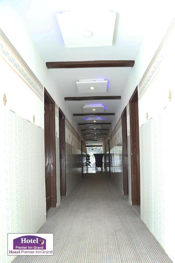 Premier Inn Johar Town Lahore Exterior foto
