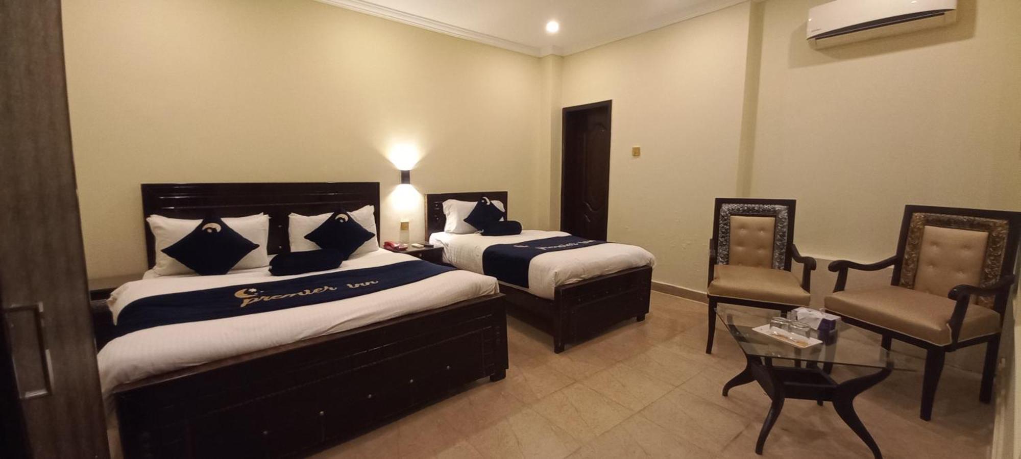 Premier Inn Johar Town Lahore Exterior foto