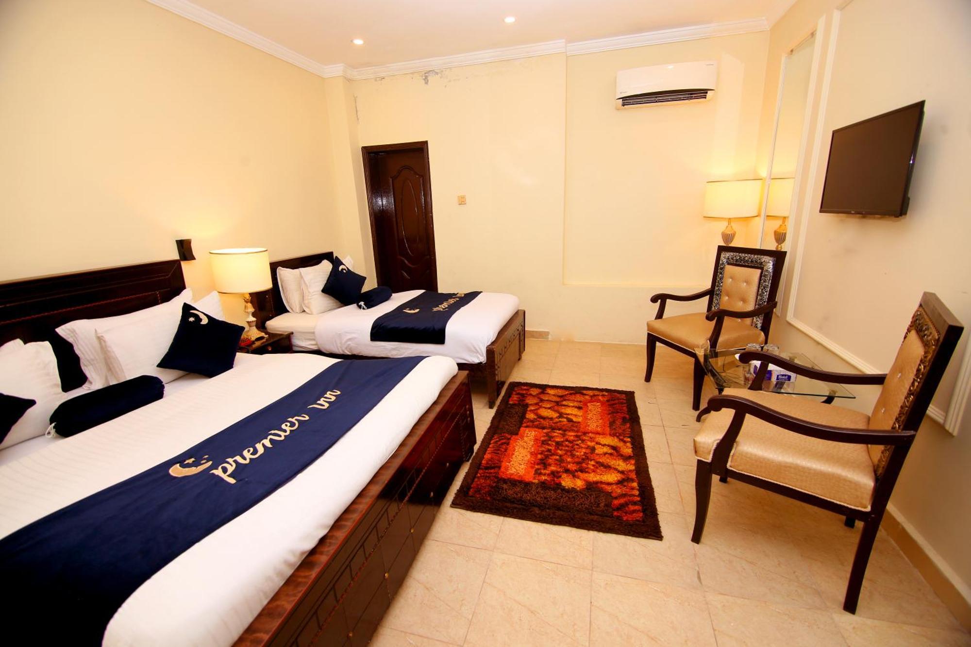 Premier Inn Johar Town Lahore Exterior foto